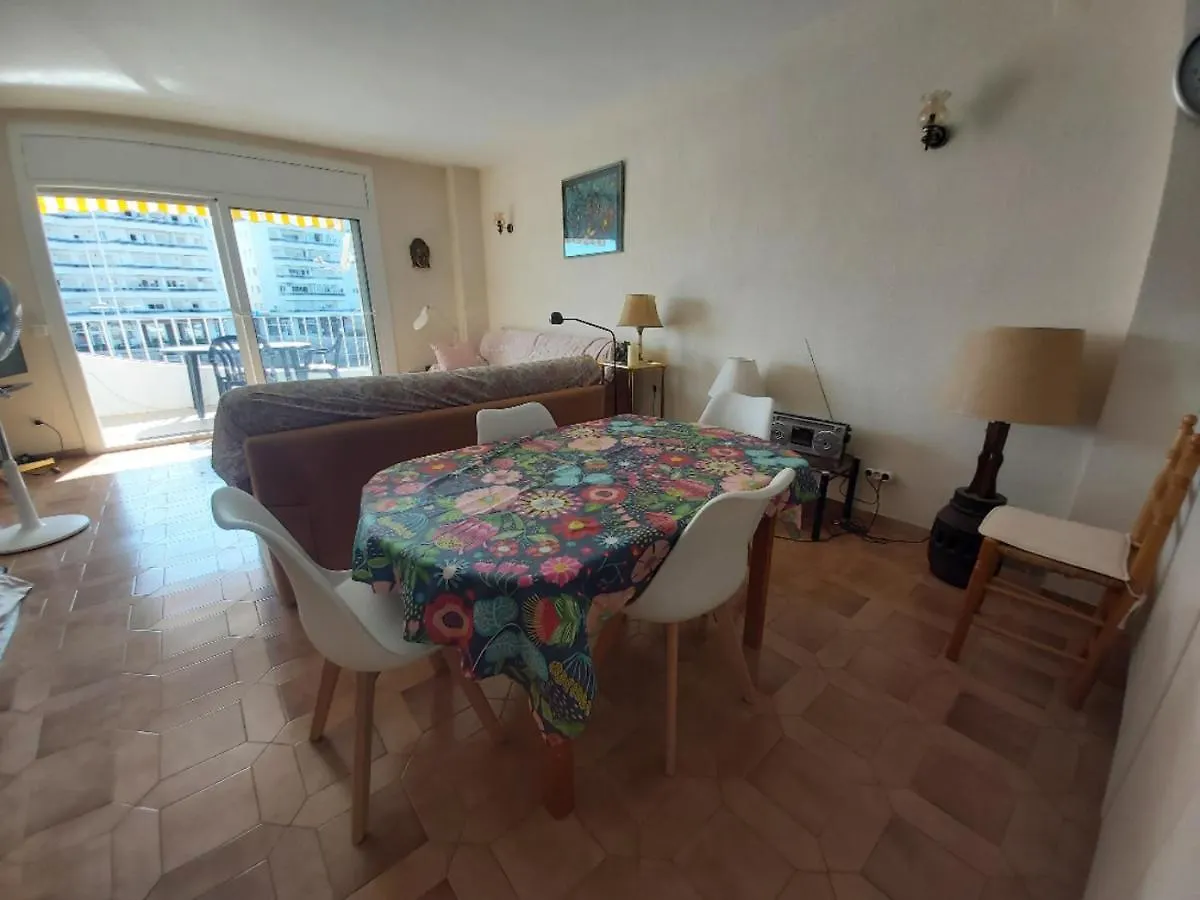 Apartment Cavall De Mar Empuriabrava