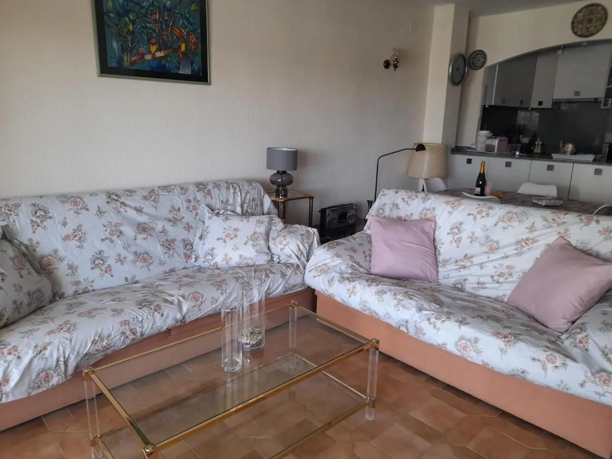 Apartment Cavall De Mar Empuriabrava Spain