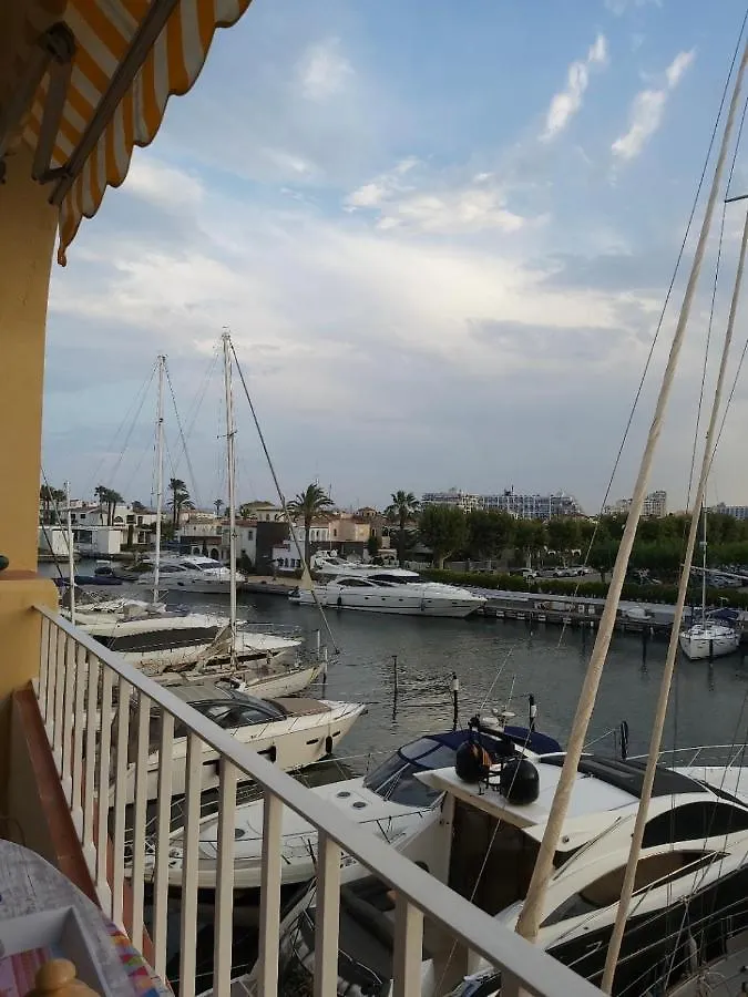 Cavall De Mar Empuriabrava Španělsko